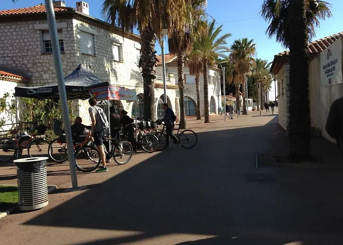 Le Cros De Cagnes